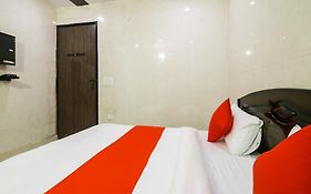 Hotel O Mayur Palace